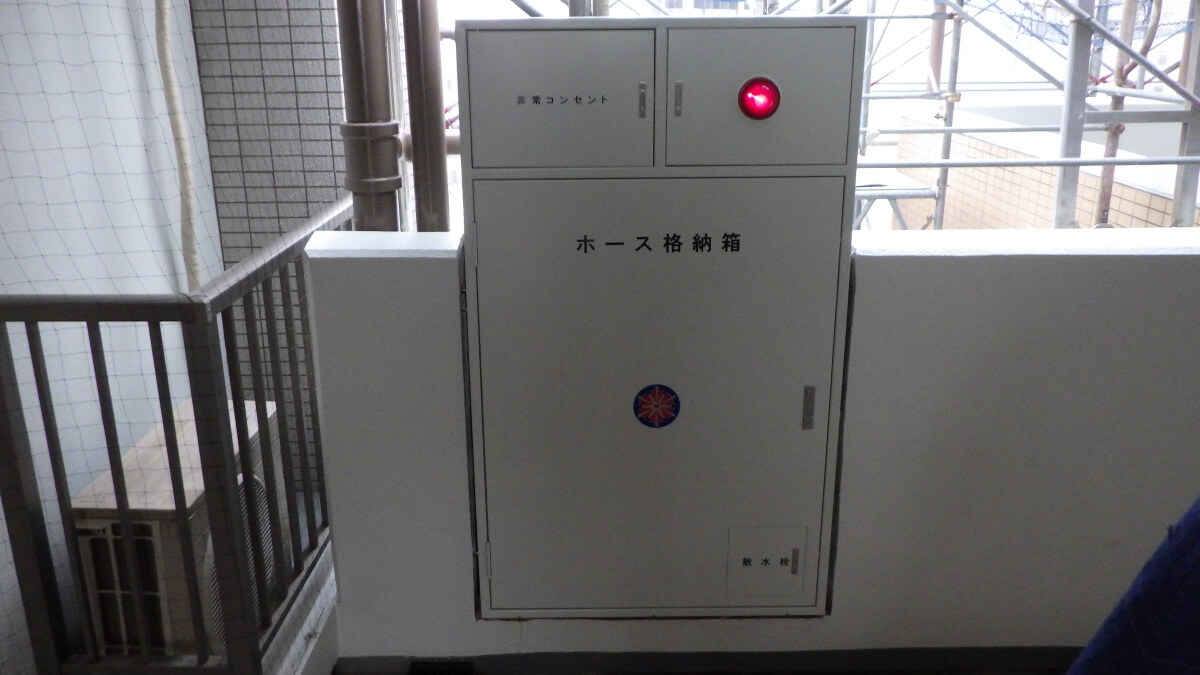 連結送水管ボックス更新工事の費用相場 屋内消火栓との違いや更新時期目安も 建築 消防ラボ