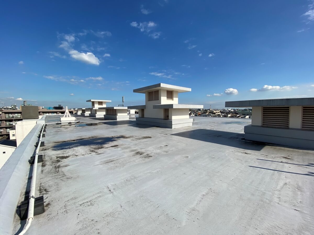 屋上防水工事の費用相場 種類 耐用年数などを徹底解説 建築 消防ラボ